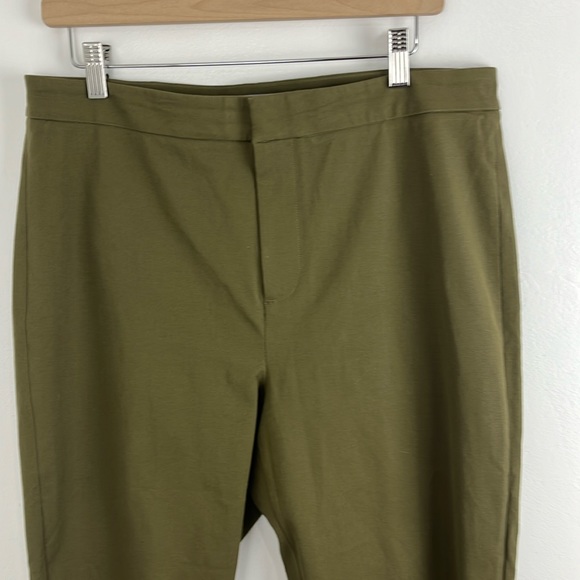 Everlane Cotton Tapered Cropped Dress Pants - Picture 2 of 8